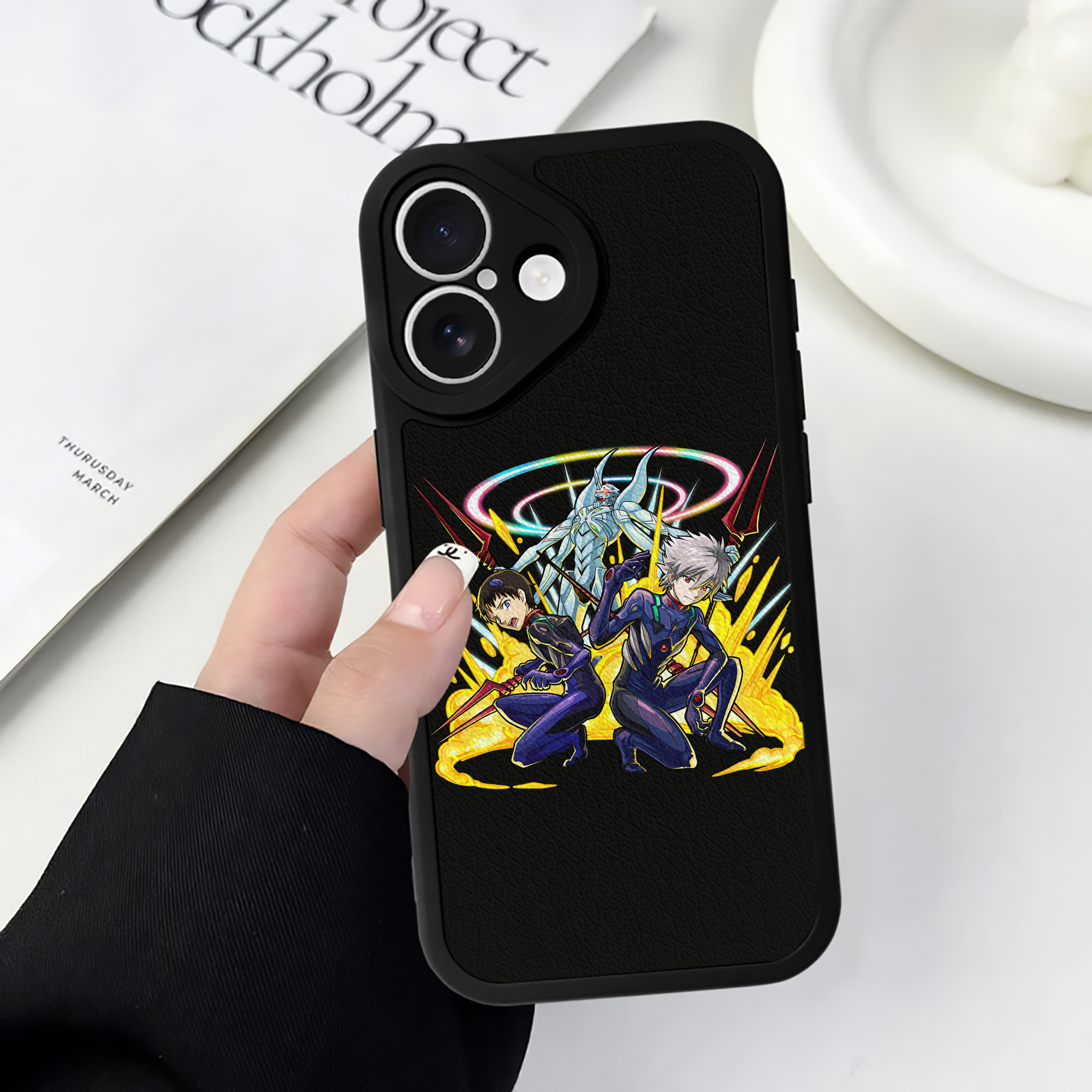 （画像用） EVA 新世紀エヴァンゲリオン 【iPhone 16シリーズ対応】シリコンスマホケース（レザー調） 材質：シリコン